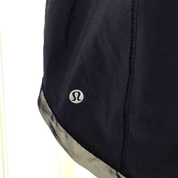 Lululemon Anew Short in Midnight Navy Size 10. - Picture 9 of 11